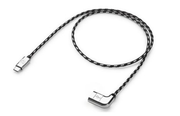 Original Volkswagen Anschlusskabel USB-C® auf USB-A Buchse, "Premium", 70cm 000051446BD
