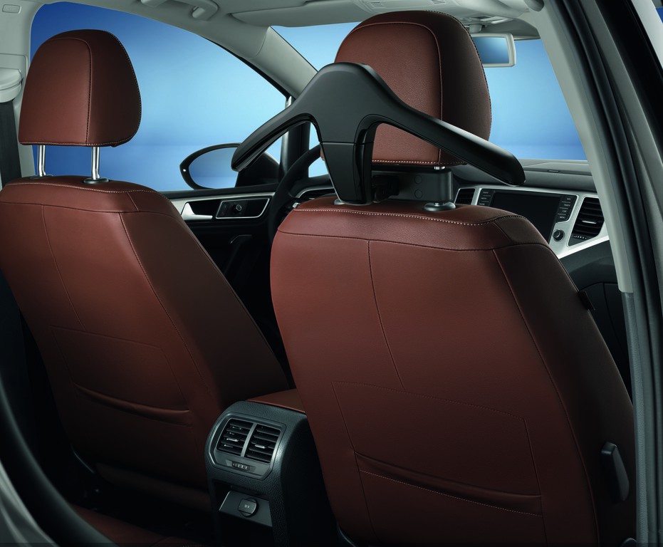 Original VW Kleiderbügel für die Kopfstütze, Reise und Komfort System