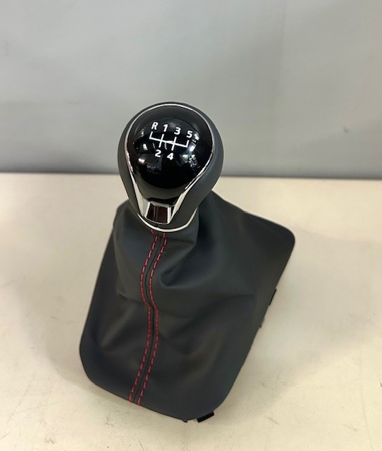 Original SEAT Schalthebelverkleidung 6F0711113M LKG