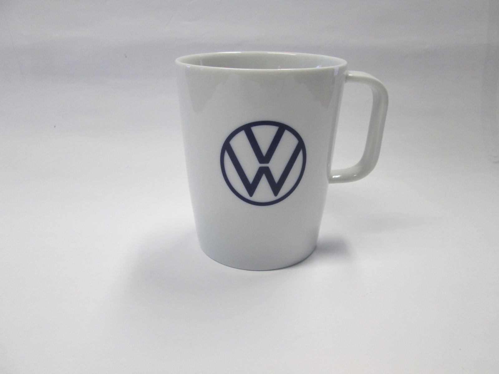 Original Volkswagen Tasse  mit VW LOGO Kaffeetasse Porzellanbecher 000069601BQ
