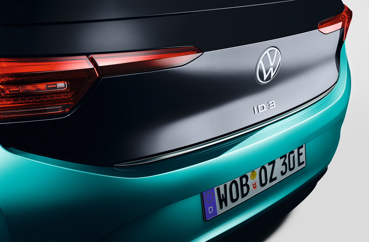 Original Volkswagen Zubehör ID.3 Schutzleiste Zierleiste für Heckklappe chromoptik