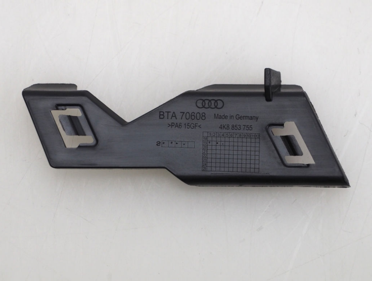 Original Audi RS6 / RS7 Befestigungselement für Schriftzug am Kühlergrill 4K8853755